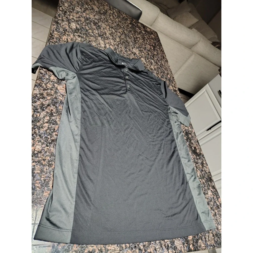 Nike Dri-FIT Mens Polo Shirt Black Grey Colorblock Golf Athletic Top Size Medium